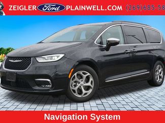 Used 2023 Chrysler Pacifica Limited FWD video 1