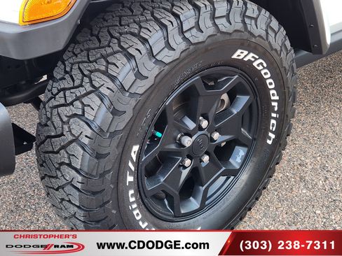 Used 2021 Jeep Gladiator Sport AWD/4WD image 24