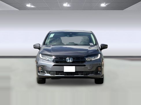 New 2026 Honda Odyssey Touring image 5