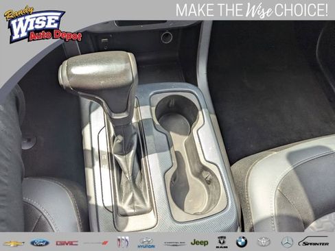 Used 2017 Chevrolet Colorado Z71 AWD/4WD image 18