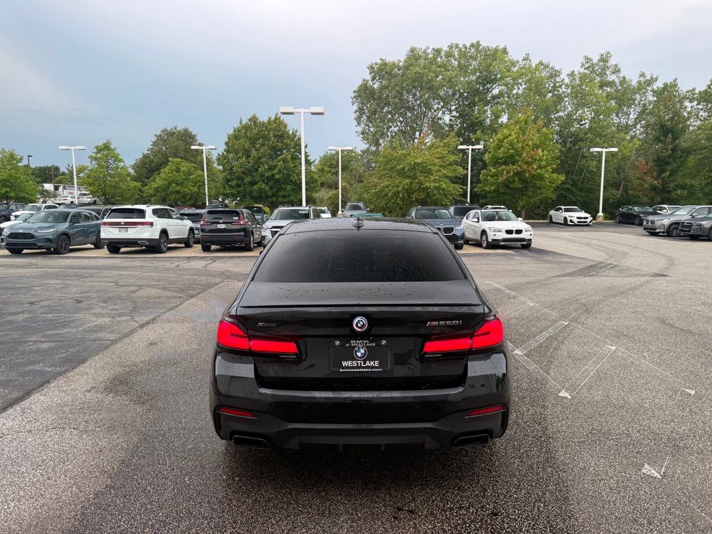 Used 2023 BMW M550i xDrive w/ Dynamic Handling Package AWD/4WD image 6