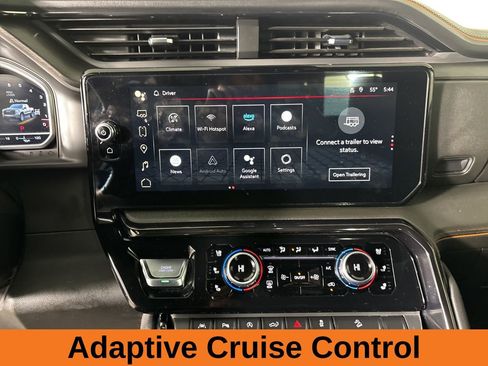 Used 2024 GMC Sierra 1500 AT4 w/ Technology Package image 18