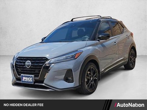 Used 2021 Nissan Kicks SR w/ Interior Electronics Package FWD image 1