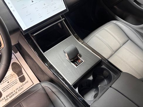 New 2026 Land Rover Range Rover Evoque S image 13