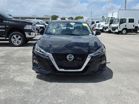 Used 2021 Nissan Altima 2.5 SV image 10