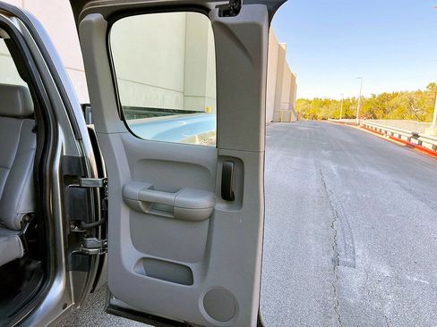 Used 2007 Chevrolet Silverado 1500 W/T image 37