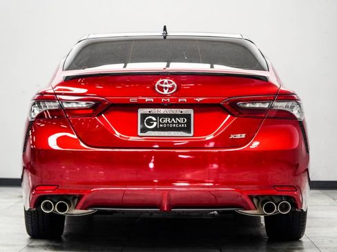 Used 2024 Toyota Camry XSE image 11