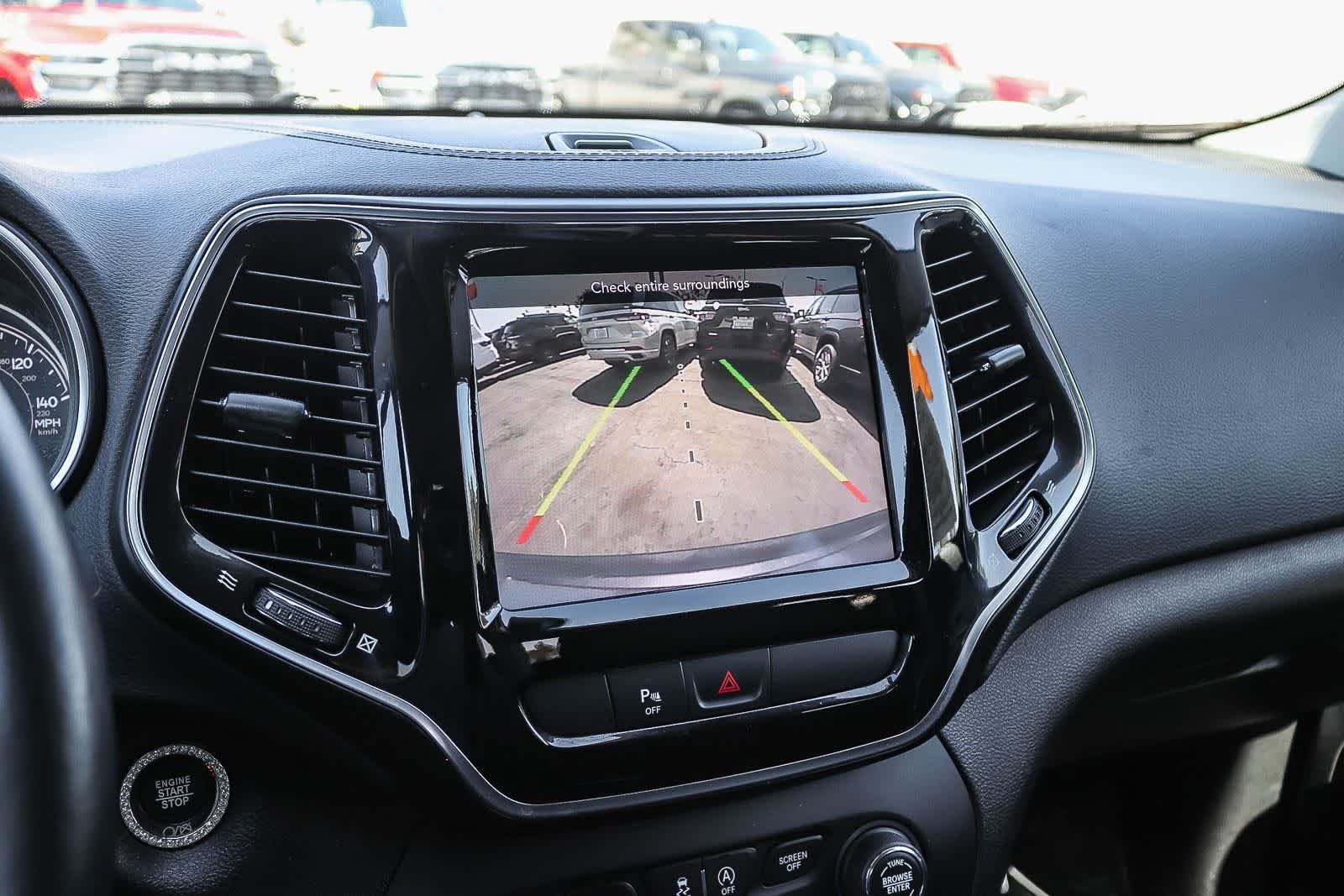 Used 2019 Jeep Cherokee Limited FWD image 24
