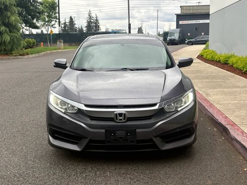 Used 2016 Honda Civic EX image 9