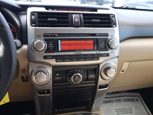 Used 2012 Toyota 4Runner Limited image 9