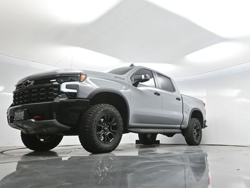 Used 2025 Chevrolet Silverado 1500 ZR2 AWD/4WD image 66