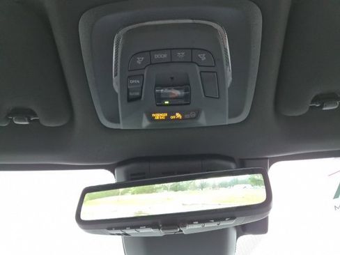 Used 2025 Toyota Crown Signia w/ Advanced Technology Package image 28