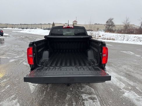 Used 2015 Chevrolet Colorado Z71 image 10