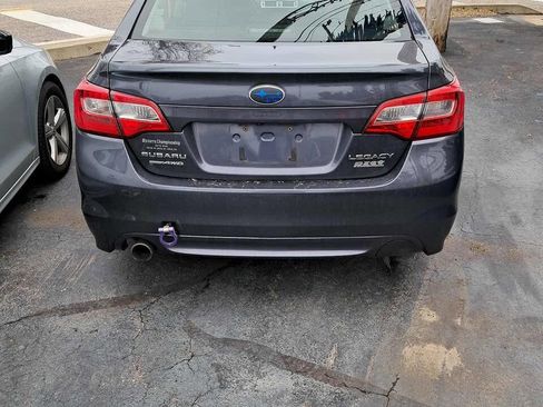 Used 2017 Subaru Legacy 2.5i image 3