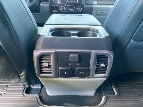 Used 2022 Ford F250 Limited image 25