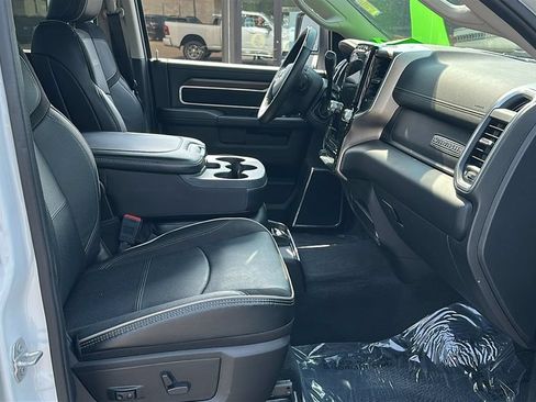 Used 2024 RAM 2500 Laramie AWD/4WD image 30