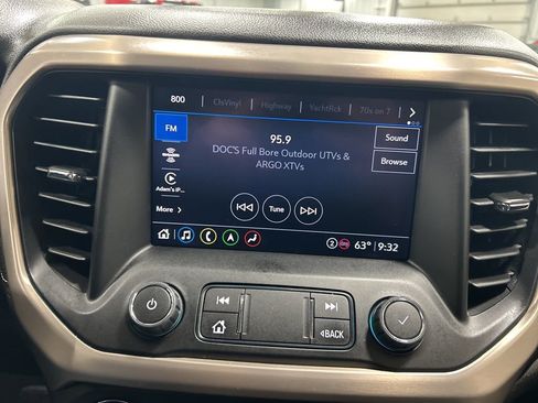 Used 2023 GMC Acadia Denali image 20