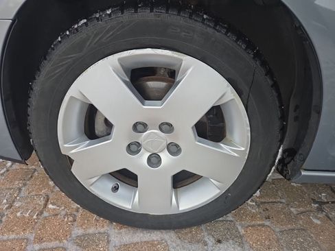 Used 2007 Saturn Aura XE w/ Preferred Pkg image 9