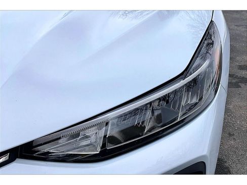 Used 2025 Ford Escape ST-Line image 33