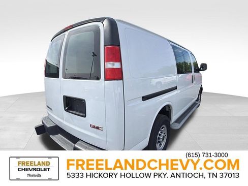 Used 2019 GMC Savana 2500 w/ Driver Convenience Package RWD image 2