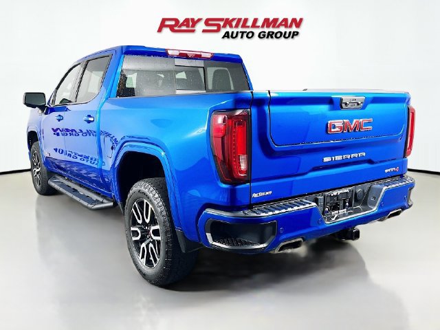 Used 2023 GMC Sierra 1500 AT4 w/ AT4 Premium Package AWD/4WD image 4
