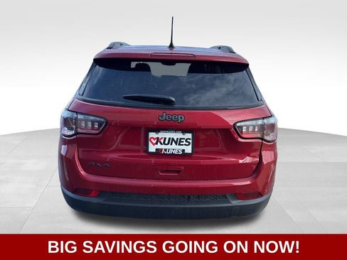 New 2026 Jeep Compass Latitude image 9