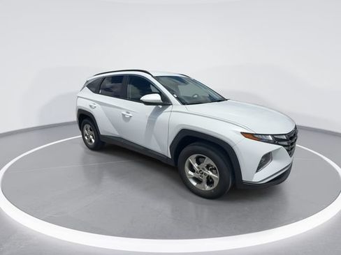 Certified 2024 Hyundai Tucson SEL AWD/4WD image 2