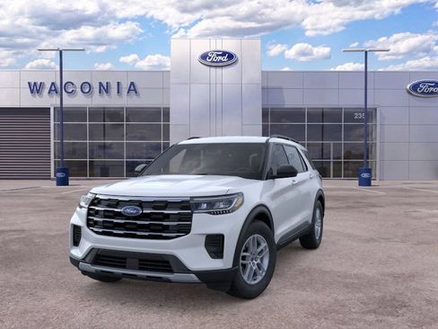New 2026 Ford Explorer Active AWD/4WD image 3
