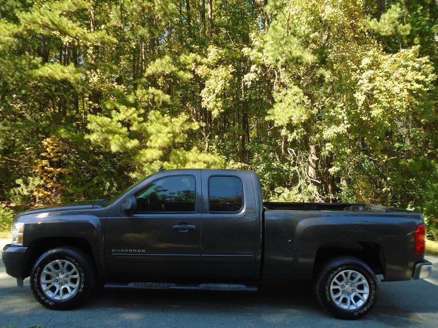 Used 2011 Chevrolet Silverado 1500 LT w/ All-Star Edition RWD image 8