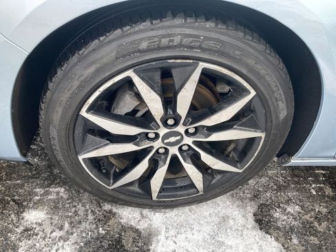 Used 2017 Chevrolet Malibu LT image 31