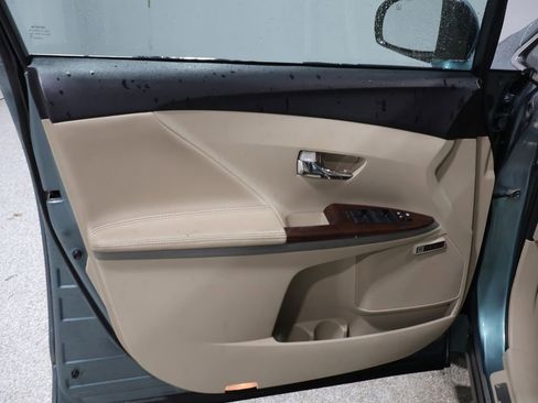 Used 2009 Toyota Venza FWD image 13