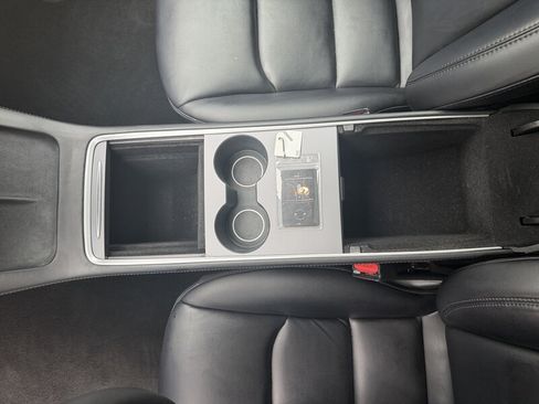 Used 2021 Tesla Model Y Long Range AWD/4WD image 14