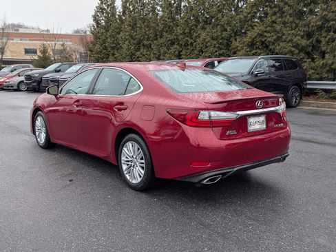 Used 2017 Lexus ES 350 w/ Premium Package image 5
