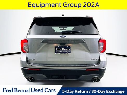 Certified 2023 Ford Explorer XLT w/ Equipment Group 202A AWD/4WD image 8