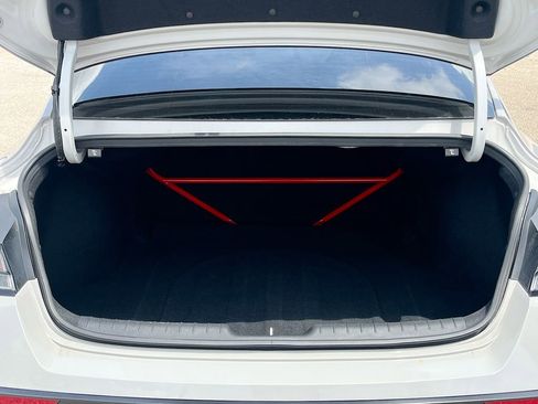 Used 2025 Hyundai Elantra N FWD image 27