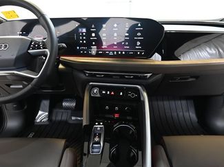 Used 2025 Audi Q5 Premium Plus w/ Premium Plus AWD/4WD video 2
