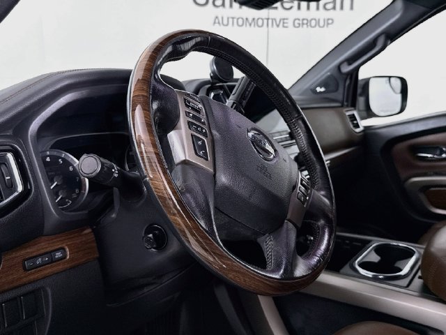 Used 2021 Nissan Titan Platinum Reserve w/ Moonroof Package AWD/4WD image 11