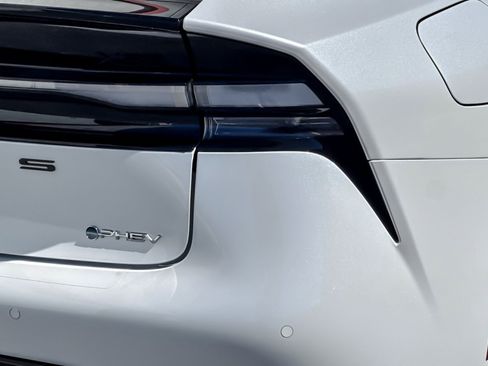 New 2026 Toyota Prius Plug-In Hybrid image 26