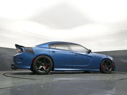 Used 2021 Dodge Charger R/T w/ Daytona Edition Group RWD image 29