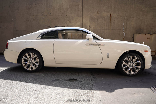Used 2017 Rolls-Royce Wraith RWD image 9