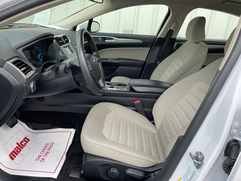 Used 2020 Ford Fusion S FWD image 13
