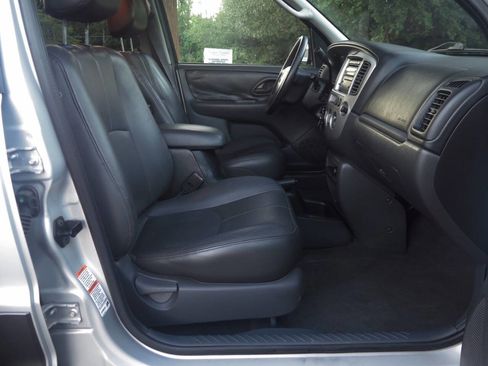 Used 2003 MAZDA Tribute ES AWD/4WD image 14