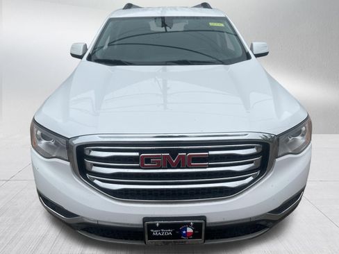 Used 2019 GMC Acadia SLT FWD image 2