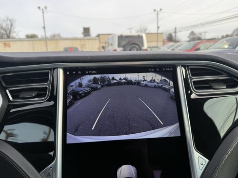 Used 2016 Tesla Model S 90D image 16