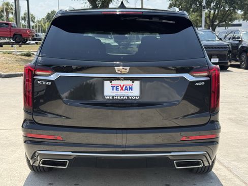 Used 2020 Cadillac XT6 Premium Luxury FWD image 6