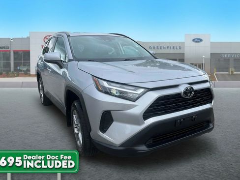 Used 2024 Toyota RAV4 XLE AWD/4WD image 1