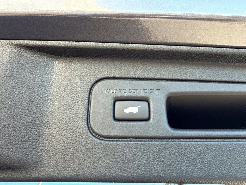 Certified 2025 Honda Pilot Elite image 17
