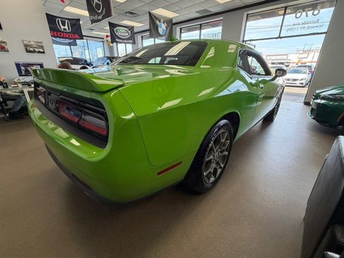 Used 2017 Dodge Challenger GT w/ Driver Convenience Group image 11