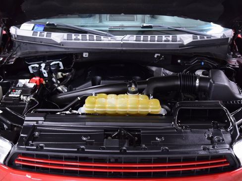 Used 2020 Ford F150 Lariat w/ Equipment Group 502A Luxury image 24