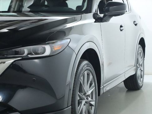 Certified 2025 MAZDA CX-5 AWD 2.5 S w/ Premium Plus Pkg image 4